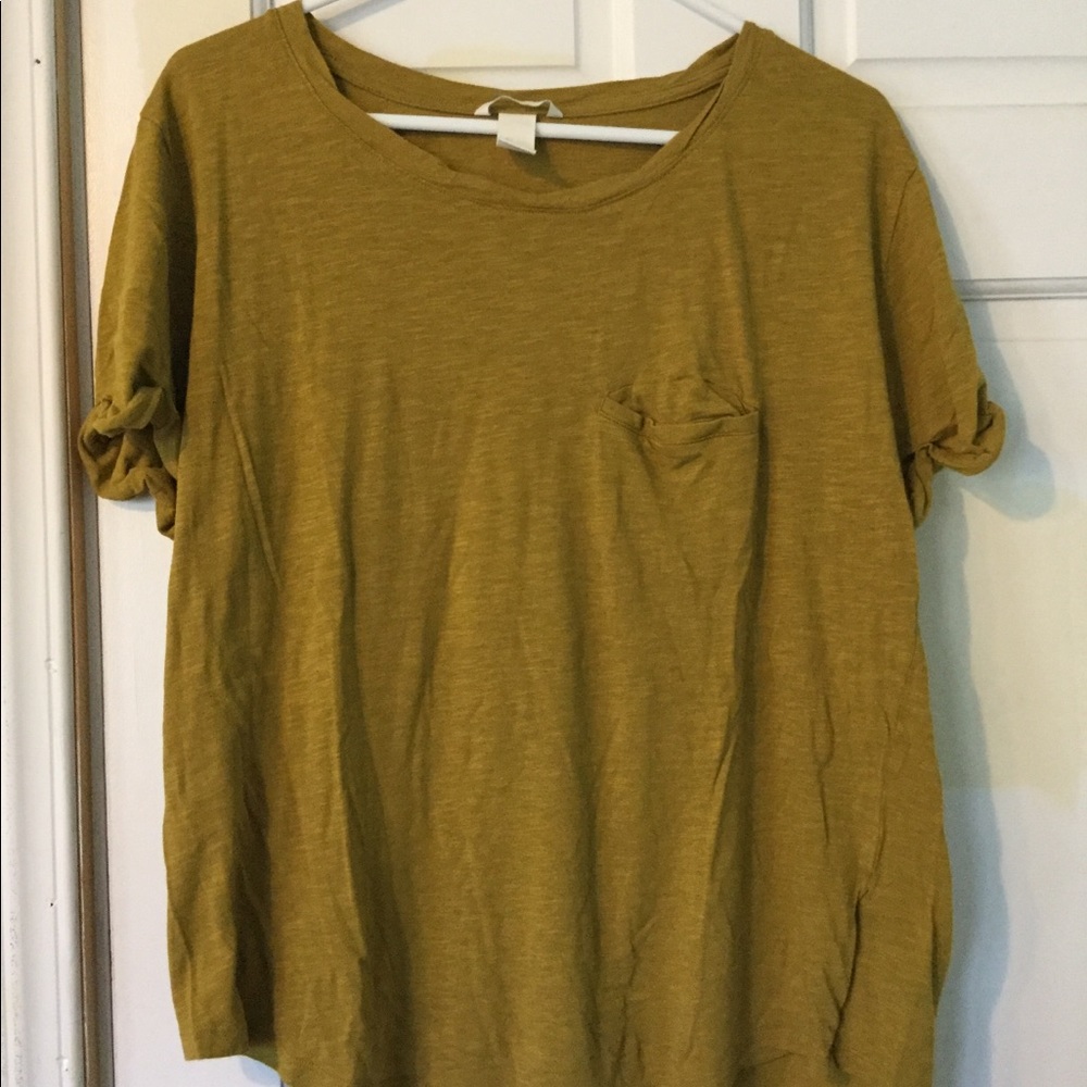 H&M Basic Top - Picture 2 of 2
